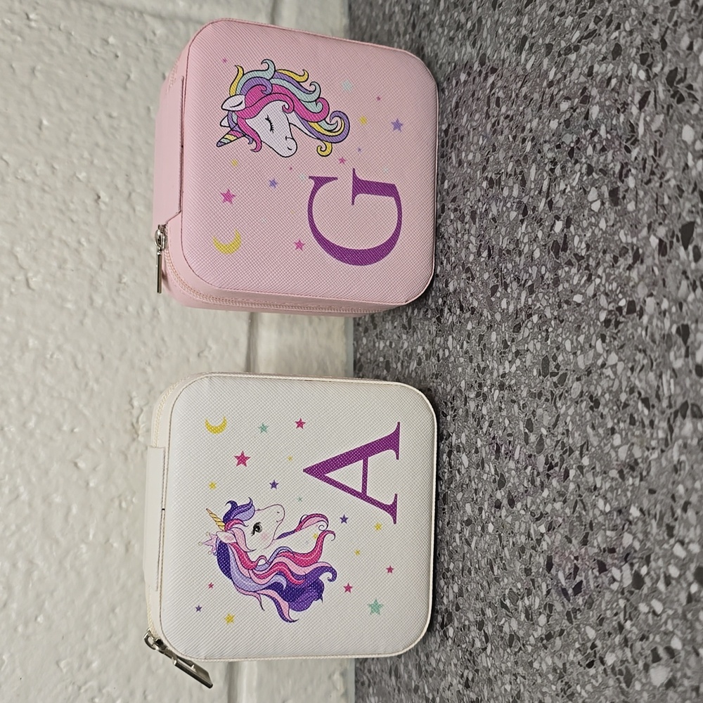 Travel Jewelry Box with Unicorn and Initial: Choose initial G or A
